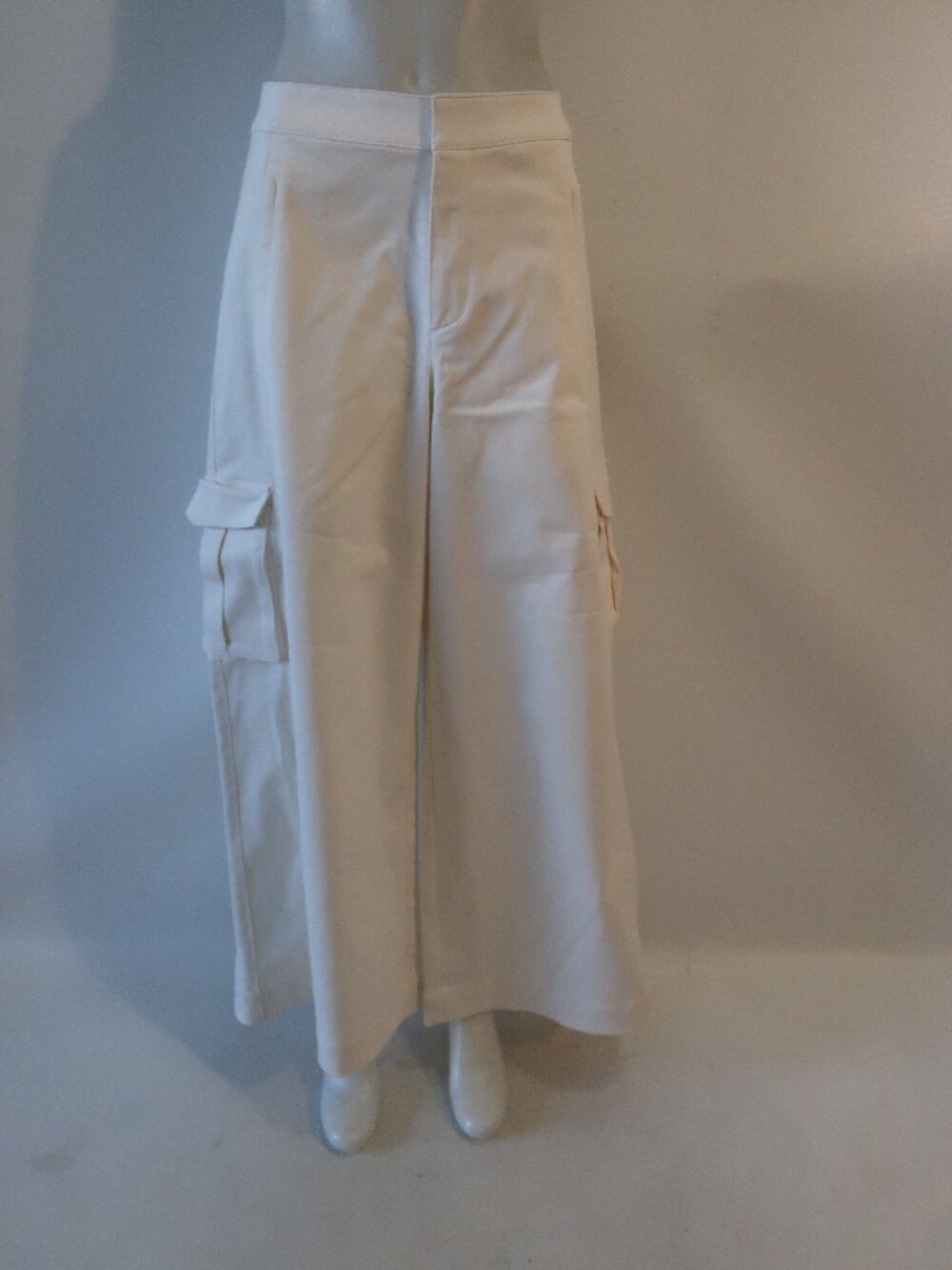 Womens Alo White Wide Leg Cargo Pants M